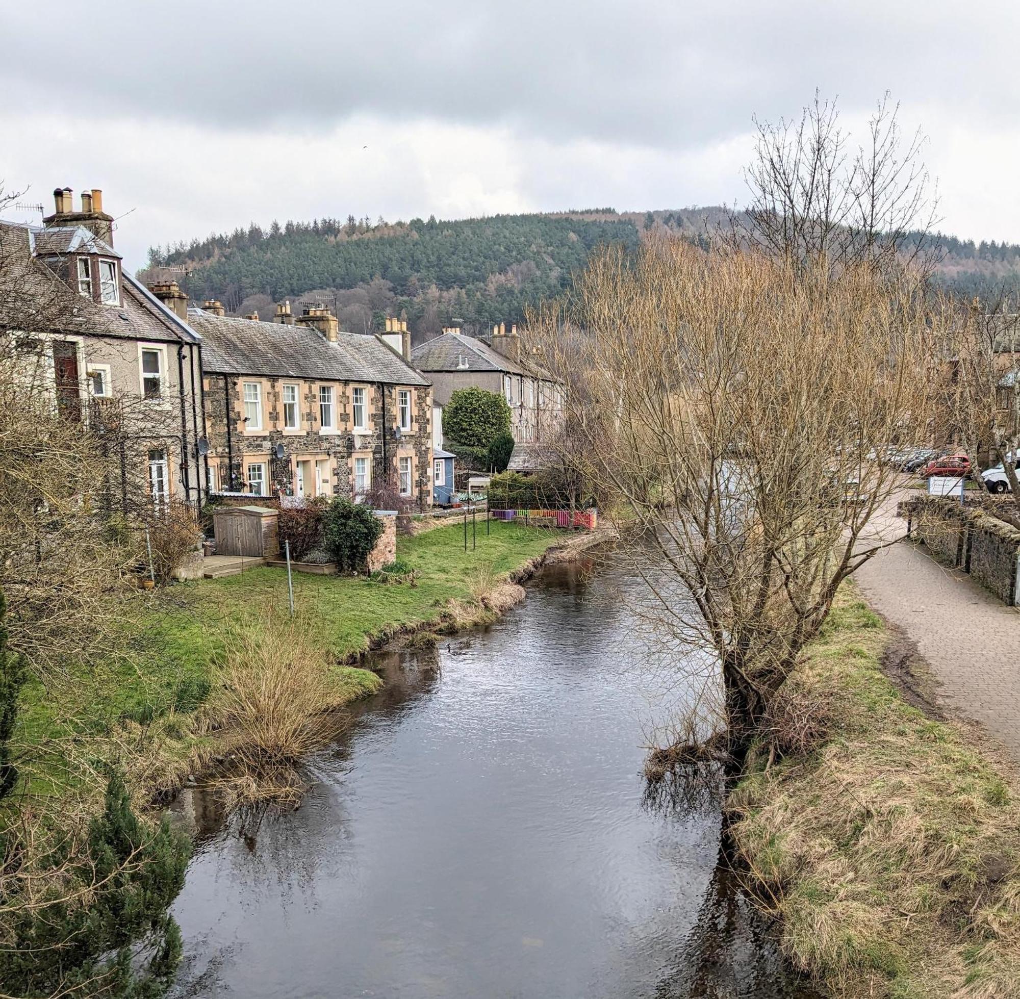 Peaceful Getaway In Peebles Villa Exterior photo